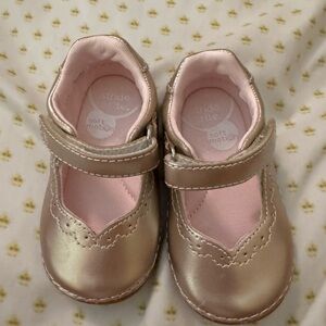 Dressy baby girl shoes